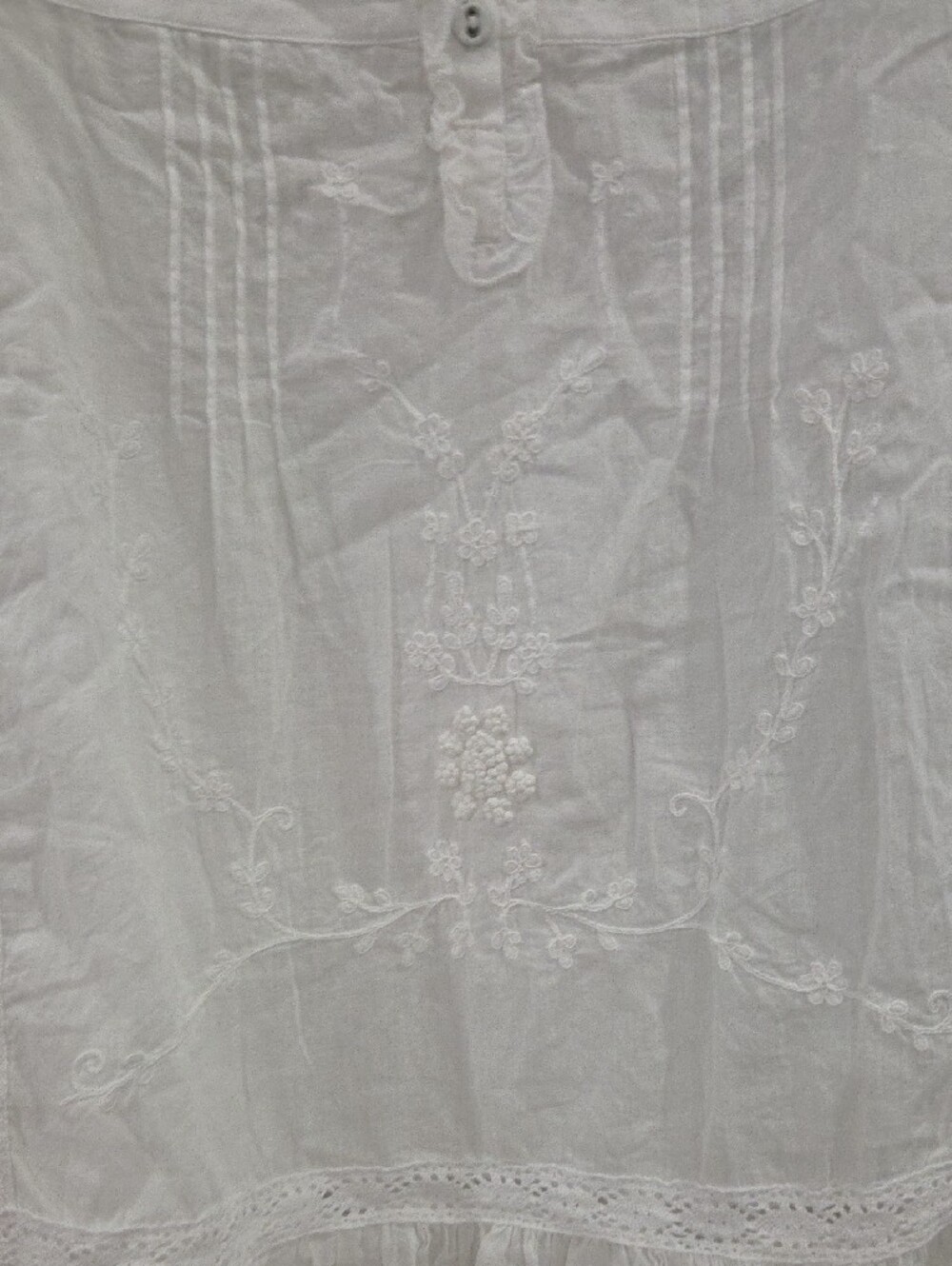 Women's White Embroidered Long-Sleeve Peasant Dress - Picture 5 of 9